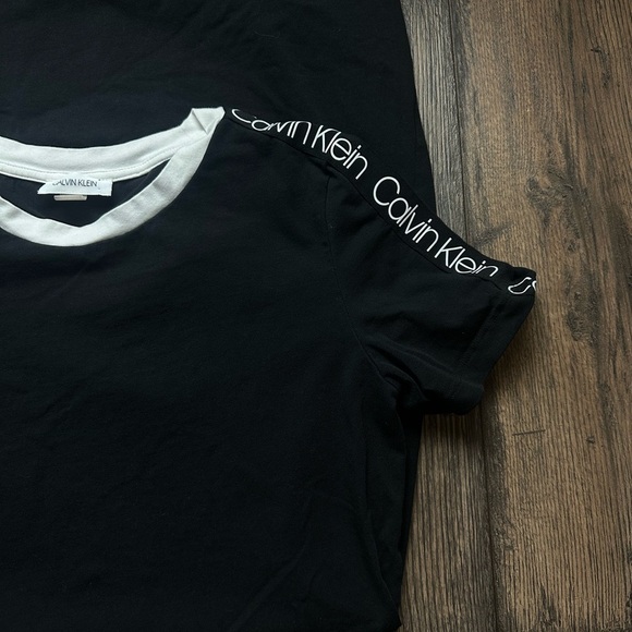 Calvin Klein Black and White Tee - Picture 2 of 3